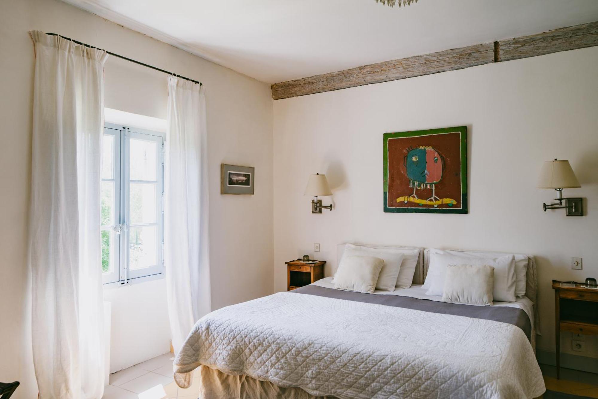 Bastide Rose Hotel Le Thor Bagian luar foto