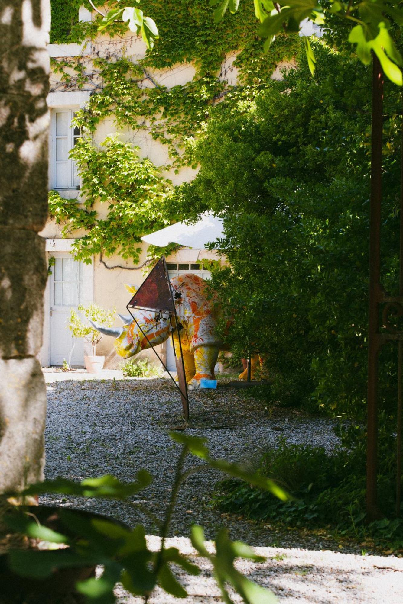 Bastide Rose Hotel Le Thor Bagian luar foto